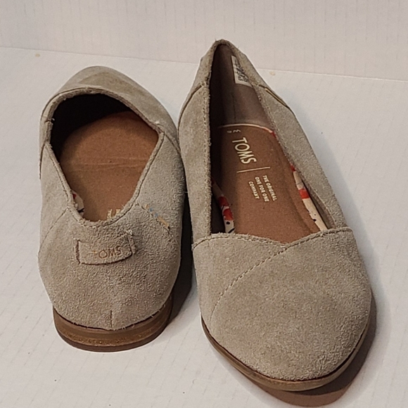 TOMS Juddi Flats Taupe W6 - Picture 2 of 2